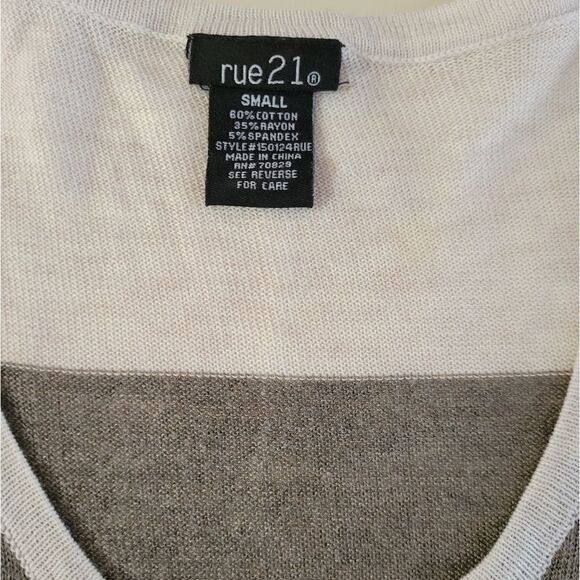 Rue21 Stripe Dolman Sleeve Sweater - Picture 2 of 9